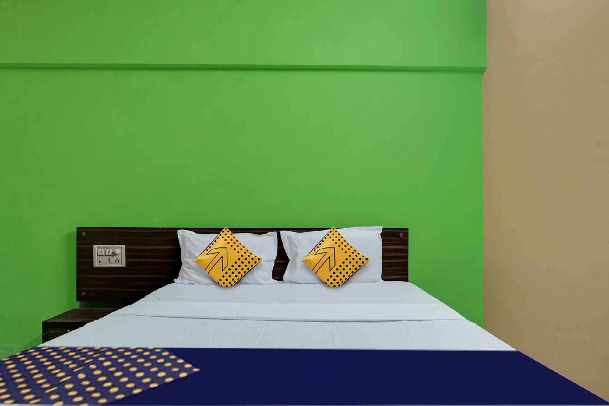 Hotel O Akash Lodge Lātūr エクステリア 写真
