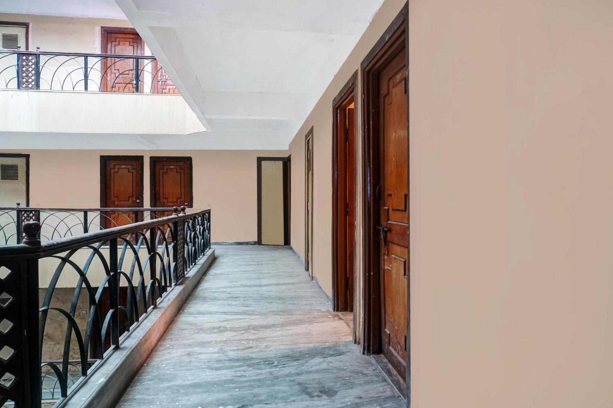 Hotel O Akash Lodge Lātūr エクステリア 写真