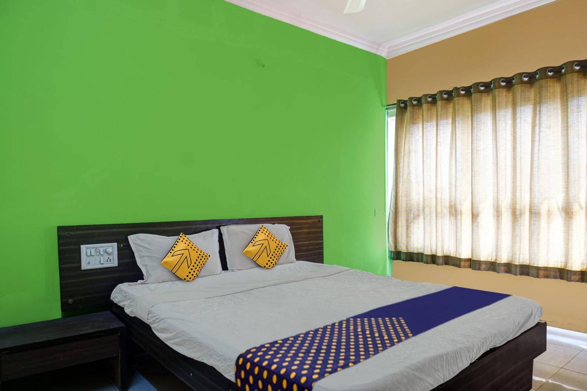 Hotel O Akash Lodge Lātūr エクステリア 写真